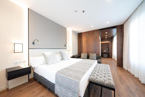 Catalonia Barcelona Plaza